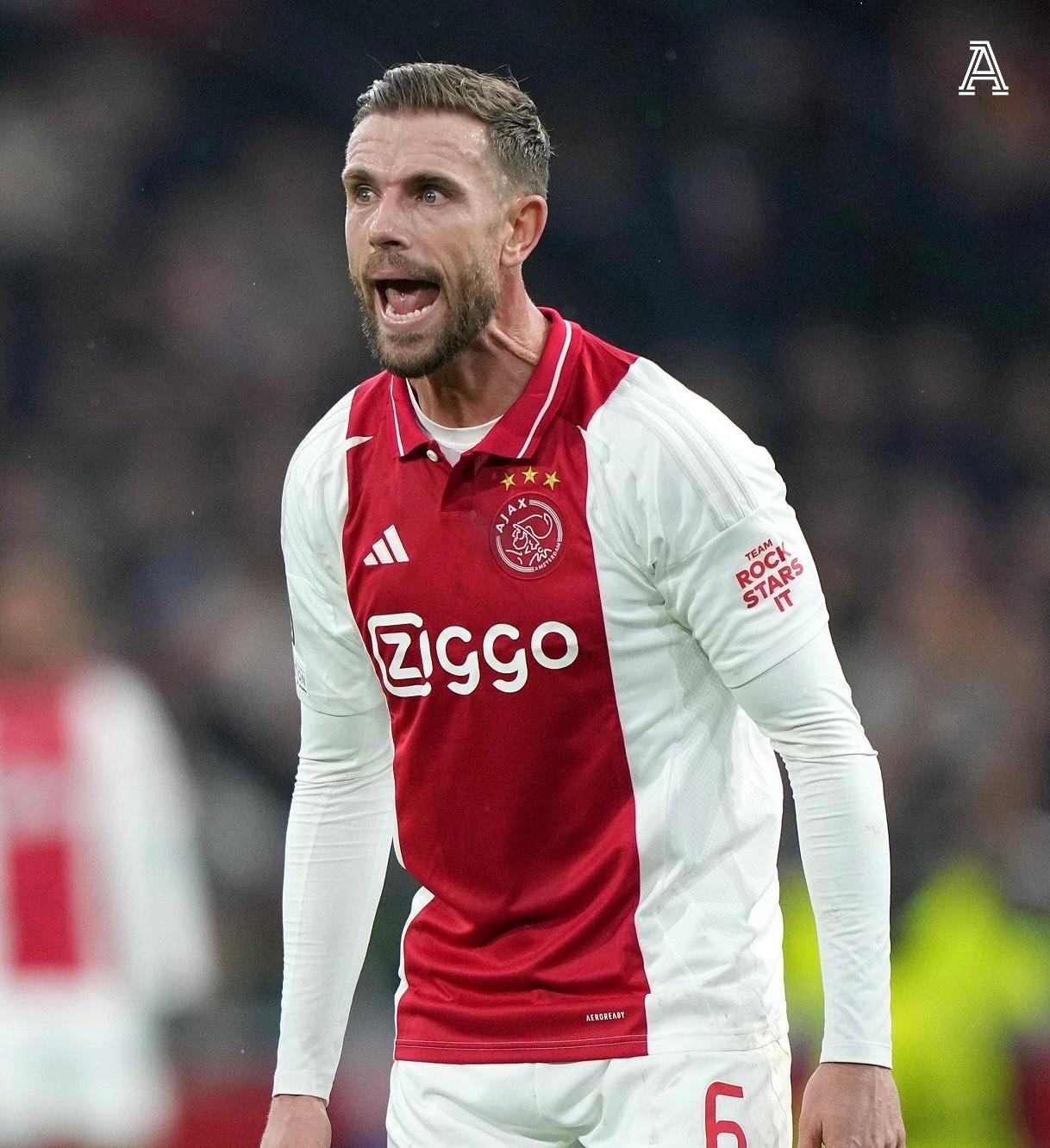 关于关键时刻足总杯传出新动向，阿贾克斯更衣室发声，管理层表态：信心回归，资深球员宣示担当的信息