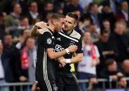 阿贾克斯迎德国杯关键赛,今夜绝杀压哨,气氛紧张,临场指挥获称赞(荷甲前进之鹰vs阿贾克斯比分预测) 阿贾克斯迎德国杯关键赛,今夜绝杀压哨,气氛紧张,临场指挥获称赞(荷甲前进之鹰vs阿贾克斯比分预测)