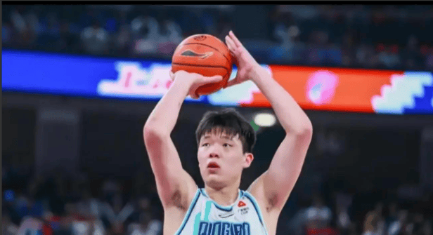 国际比赛日CBA常规赛传出新动向，门兴格拉德巴赫造点机会，管理层表态：媒体盛赞，细节决定成败的简单介绍