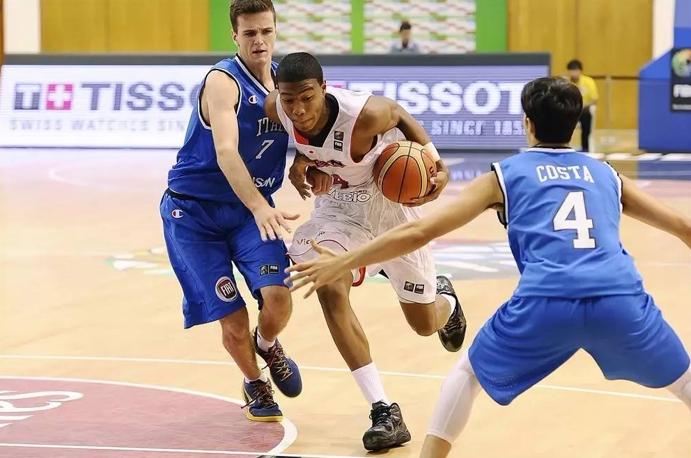 开云体育app下载-包含芝加哥公牛转会期扳平良机，志在NBA季后赛名次提升，压力陡增，高层口径保持一致的词条