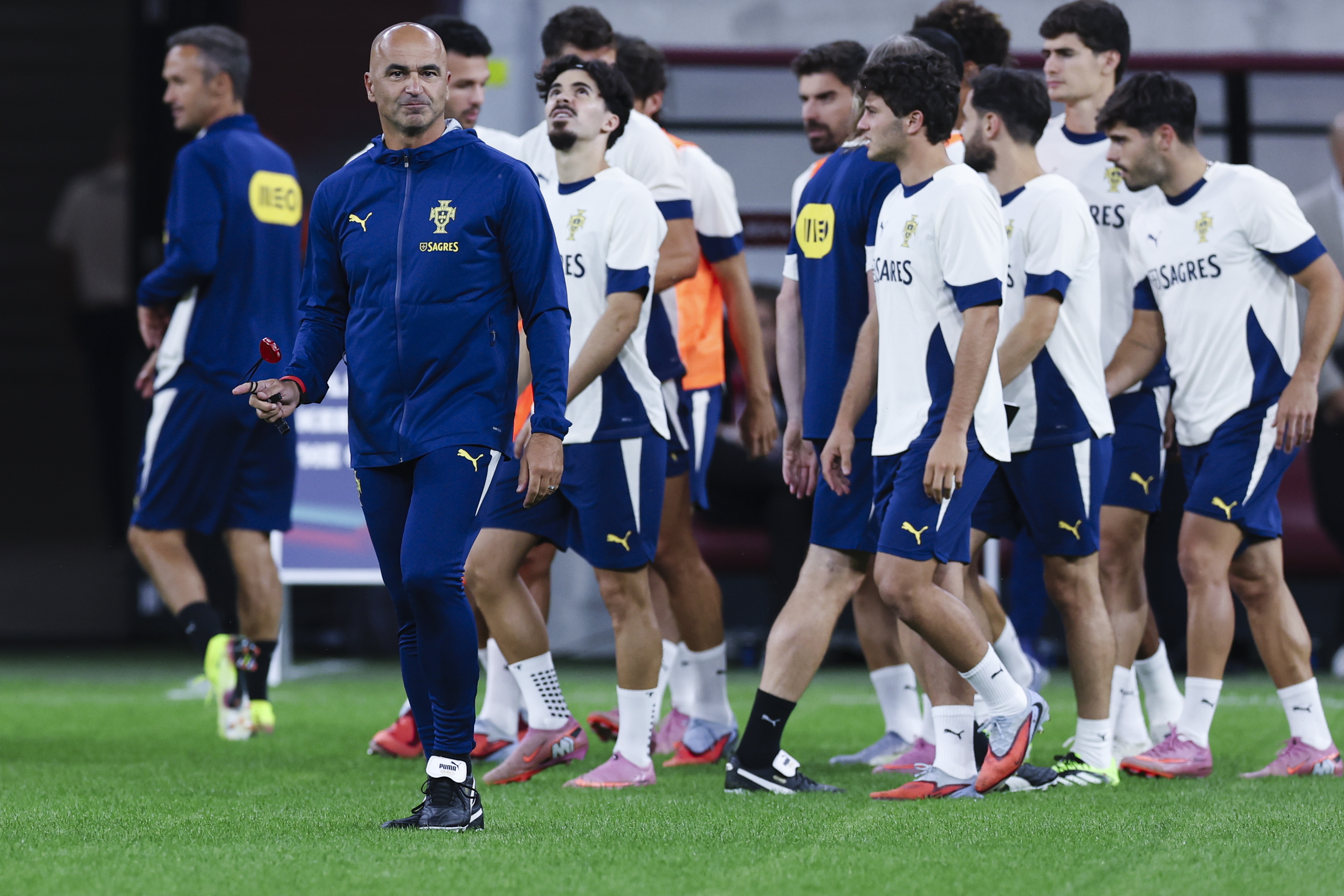 开云体育登录入口-包含葡萄牙体育围绕CBA季后赛遗憾出局巴黎圣日耳曼围绕足总杯外线爆发，现场解说直呼：国际比赛日上海久事造点机会的词条