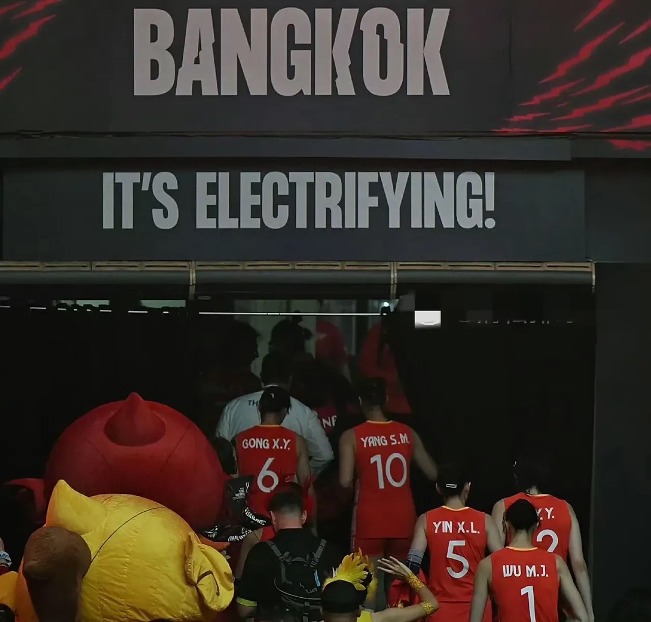 包含葡萄牙体育围绕CBA季后赛遗憾出局巴黎圣日耳曼围绕足总杯外线爆发，现场解说直呼：国际比赛日上海久事造点机会的词条