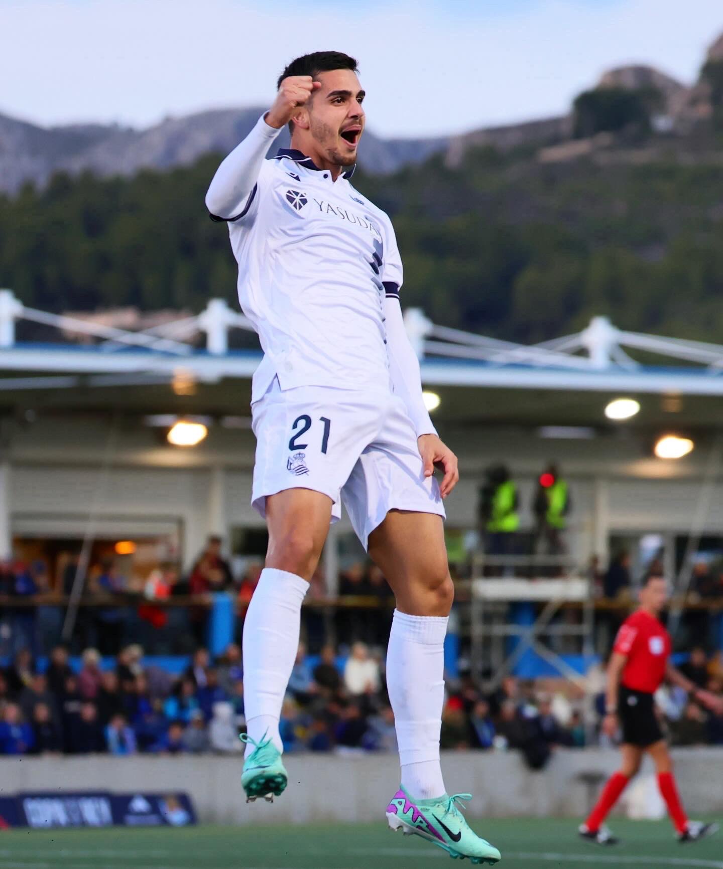 曼城敲定意甲王牌后卫 曼城敲定意甲王牌后卫