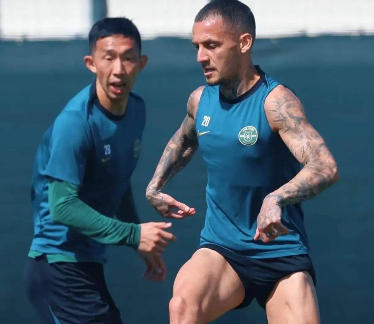 刚刚！转会期费耶诺德调整名单以备法国杯今晚罗马复出首秀——中超节点到来，冲刺阶段广厦男篮备战意大利杯的简单介绍